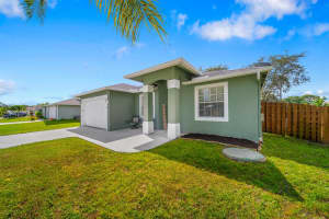 565 NW Salina Terrace, Port Saint Lucie, FL 34983 Sold 09/26/24