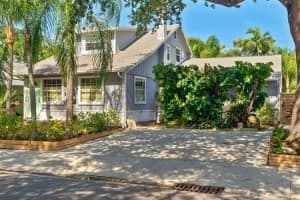 321 N M Street, Lake Worth Beach, FL 33460 Sold 01/15/25