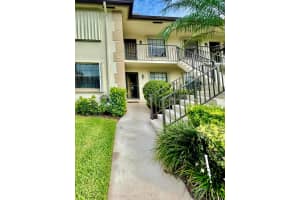 1501 Pinecrest Circle E, Jupiter, FL 33458 Sold 02/21/25