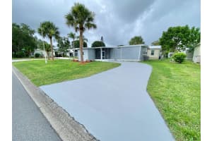 1038 Warbler Court, Barefoot Bay, FL 32976 - MLS#R11004232