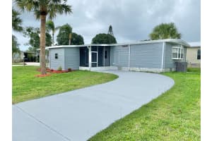1038 Warbler Court, Barefoot Bay, FL 32976 - MLS#R11004232