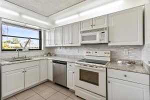 1270 SE Parkview Place B8, Stuart, FL 34994 Sold 10/23/24