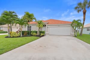 270 Saratoga Boulevard E, Royal Palm Beach, FL 33411 Sold 10/24/24