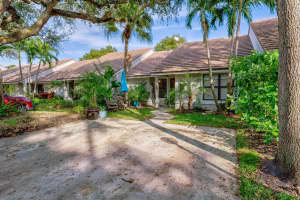 804 Lochwick Court 2, Palm Beach Gardens, FL 33418 Sold 09/13/24