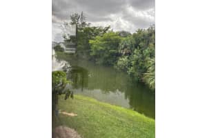 201 Northampton J J, West Palm Beach, FL 33417 Sold 09/20/24