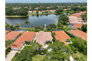 105 Lost Bridge Drive, Palm Beach Gardens, FL 33410 Sold 01/03/25