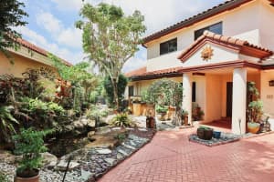 851 SW 87th Terrace, Plantation, FL 33324 Sold 12/16/24