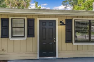 141 Easy Street, Sebastian, FL 32958 Sold 09/30/24