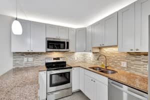 1117 11th Lane Lane, Palm Beach Gardens, FL 33418 Sold 11/04/24