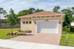 129 SE Via Visconti, Port Saint Lucie, FL 34952 Sold 03/03/25