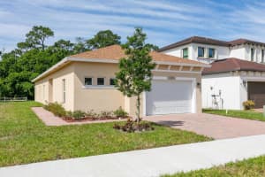 129 SE Via Visconti, Port Saint Lucie, FL 34952 Sold 03/03/25