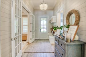 118 Shores Pointe Drive, Jupiter, FL 33458 Sold 09/26/24