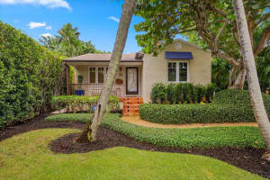 729 Biscayne Drive, West Palm Beach, FL 33401 Sold 01/03/25