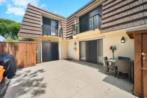 2435 Moreland Place, Lake Worth, FL 33461 Sold 08/30/24