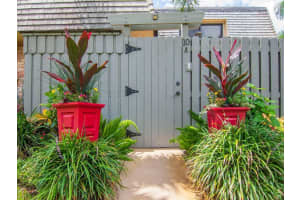 330 S Waverly Place 10, Vero Beach, FL 32960 Sold 12/18/24