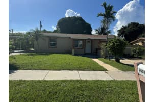 1607 NE 4th Street, Boynton Beach, FL 33435 Sold 11/18/24