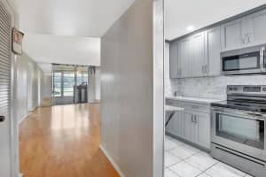 8081 Sunrise Lakes Drive N 109, Sunrise, FL 33322 Sold 01/09/25