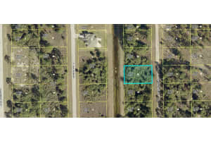 430 Lampion Avenue, Lehigh Acres, FL 33974 - MLS#R11004969
