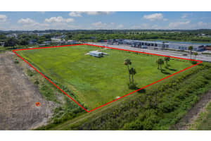 5001 Orange Avenue, Fort Pierce, FL 34947 - MLS#R11005003