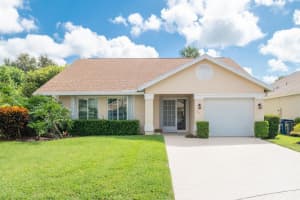 291 Moccasin Trail W, Jupiter, FL 33458 Sold 10/07/24