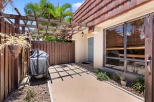 MLS# R11005079, Boca Raton, Florida 33433