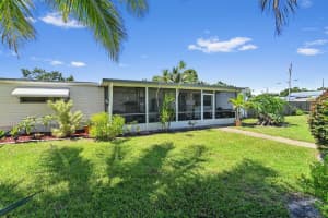 5018 SE Isabelita Avenue, Stuart, FL 34997 Sold 10/25/24