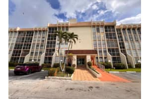 501 Three Islands Boulevard 220, Hallandale Beach, FL 33009 Sold 10/08/24