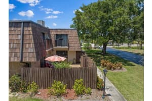 510 N Tropic Lane 10, Vero Beach, FL 32960 Sold 12/11/24