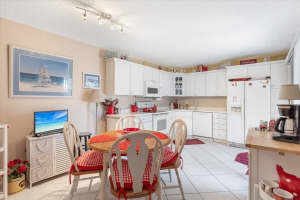 510 N Tropic Lane 10, Vero Beach, FL 32960 Sold 12/11/24