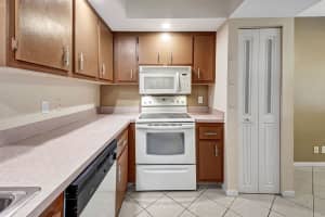 6550 S Oriole Boulevard 206 I, Delray Beach, FL 33446 Sold 09/17/24