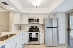 11800 Avenue Of The Pga 11, Palm Beach Gardens, FL 33418 Sold 09/27/24