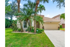 MLS# R11005232, Lake Worth, Florida 33467