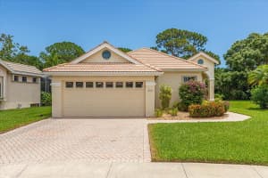 575 SW St Kitts Cove, Port Saint Lucie, FL 34986 Sold 08/28/24
