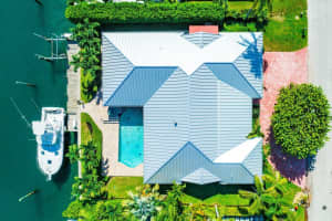 1070 Grand Bahama Lane, Singer Island, FL 33404 Sold 08/26/24