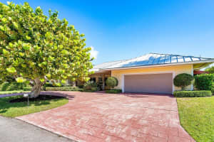 1070 Grand Bahama Lane, Singer Island, FL 33404 Sold 08/26/24