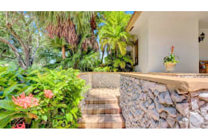 MLS# R11005333, Boca Raton, Florida 33434