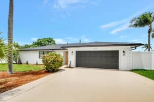 405 SW 10th Avenue, Boynton Beach, FL 33435 Sold 10/17/24