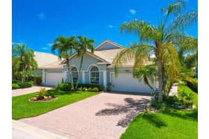 561 NW Red Pine Way, Jensen Beach, FL 34957 Sold 08/19/24