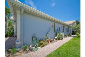 561 NW Red Pine Way, Jensen Beach, FL 34957 Sold 08/19/24
