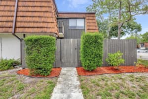 2211 White Pine Circle C, Greenacres, FL 33415 Sold 09/10/24