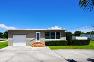 2315 Summit Boulevard, West Palm Beach, FL 33406 - MLS#R11005759