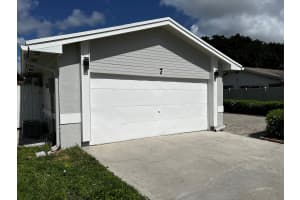 7 Eaton Place, Boynton Beach, FL 33426 Sold 08/29/24