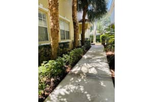 1424 W Wickham Circle A, Delray Beach, FL 33445 Sold 11/26/24