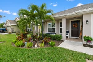 868 NE Whistling Duck Way, Port Saint Lucie, FL 34983 Sold 12/27/24