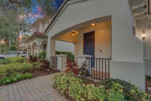 352 November Street, Palm Beach Gardens, FL 33410 Sold 08/28/24