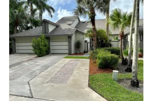 2404 Landings Boulevard, Greenacres, FL 33413 Sold 08/27/24