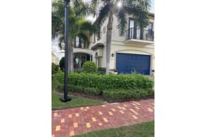 673 SE Fascino Circle, Port Saint Lucie, FL 34984 Sold 02/27/25