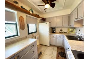 2111 NE 1st Court 204, Boynton Beach, FL 33435 - MLS#R11005932