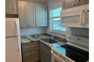 1117 Lake Terrace 101, Boynton Beach, FL 33426 Sold 10/07/24