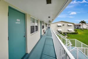 740 Horizons W 201, Boynton Beach, FL 33435 Sold 08/29/24